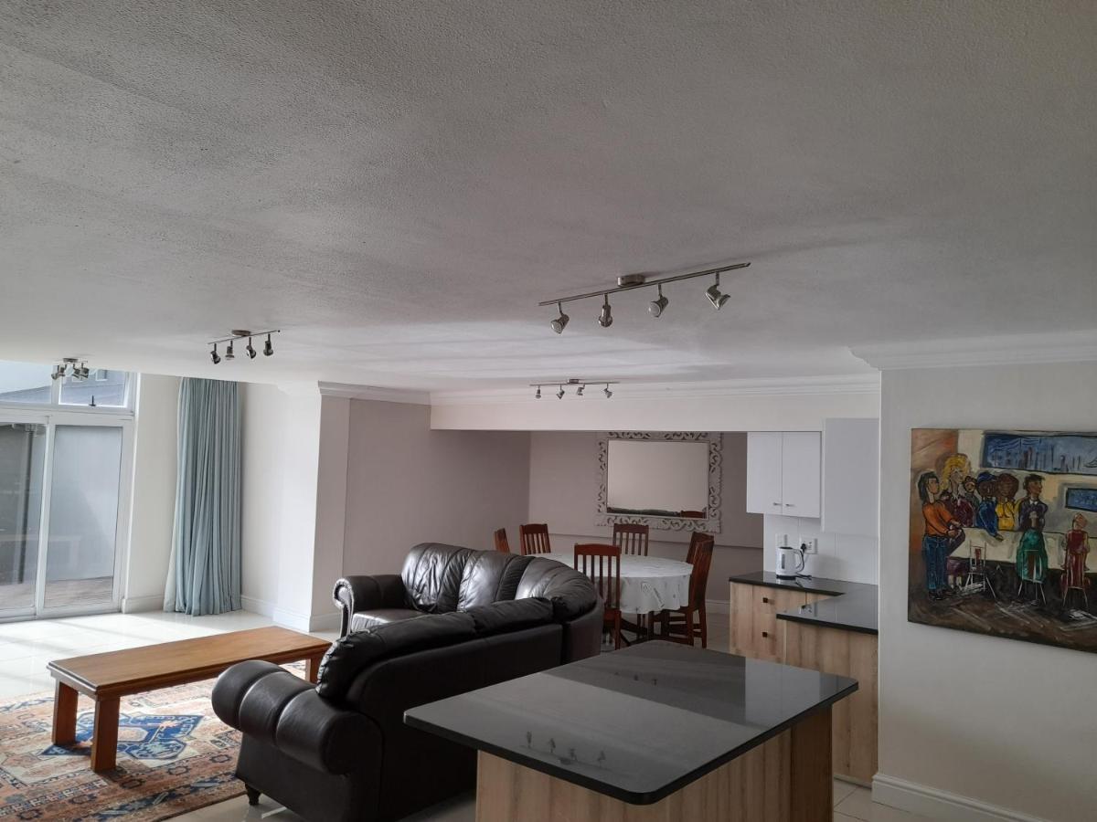 Beach Club Self Catering Apartments Μόσελ Μπέι Εξωτερικό φωτογραφία